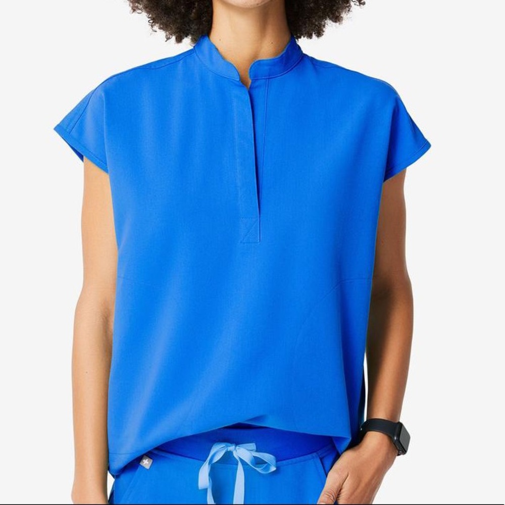 Figs Scrub Top